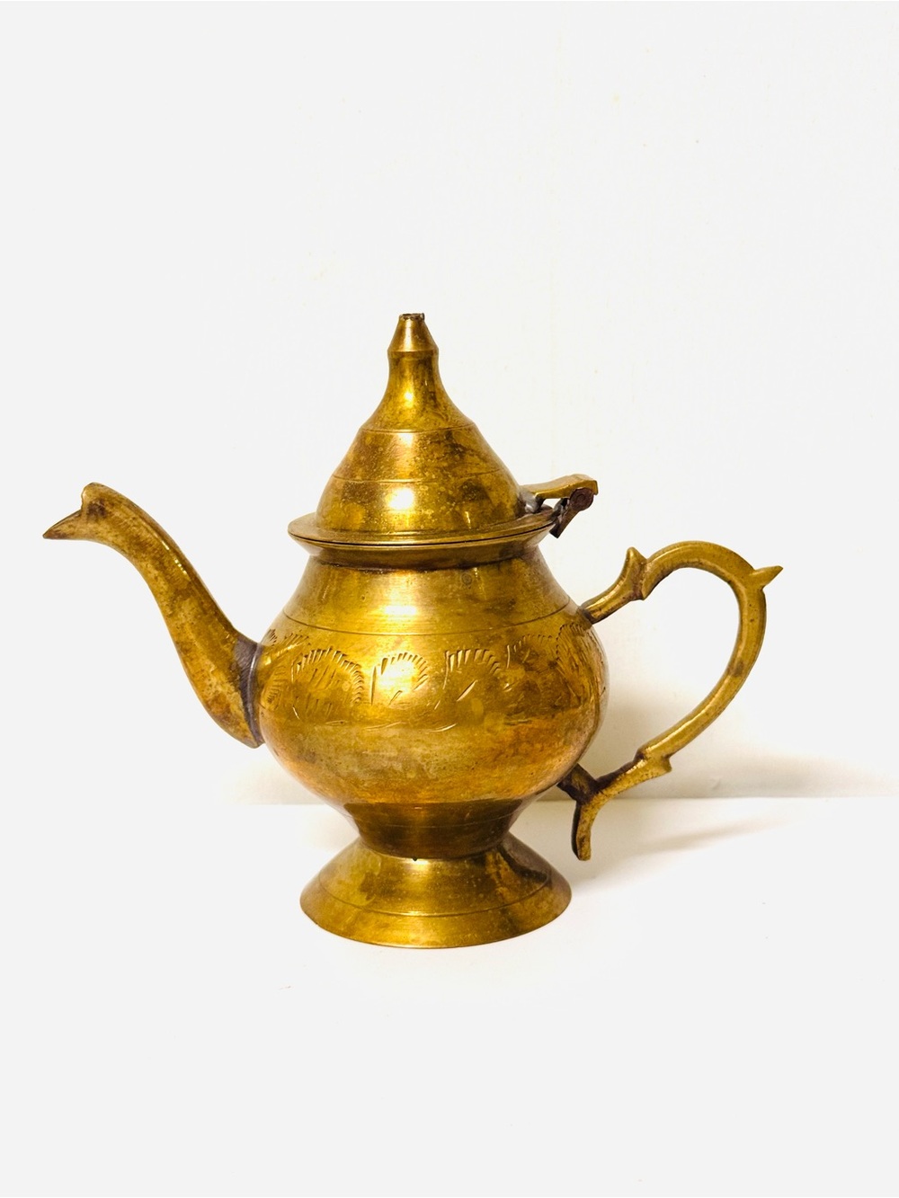 Vintage 5” Brass Teapot Kettle - Gold Finishing